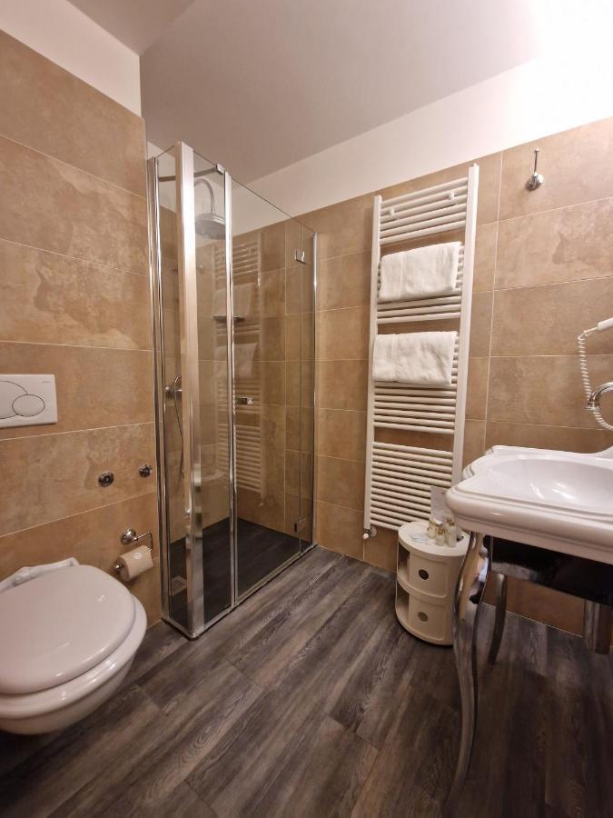 Double Room Mountain View